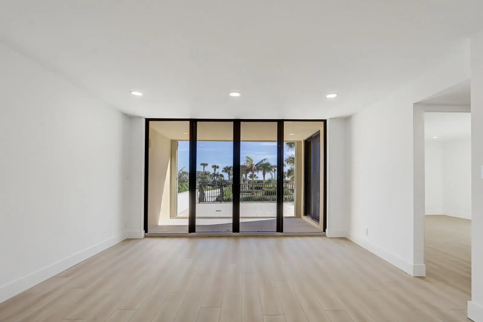 200 OCEAN TRAIL Way # T1, Jupiter FL 33477