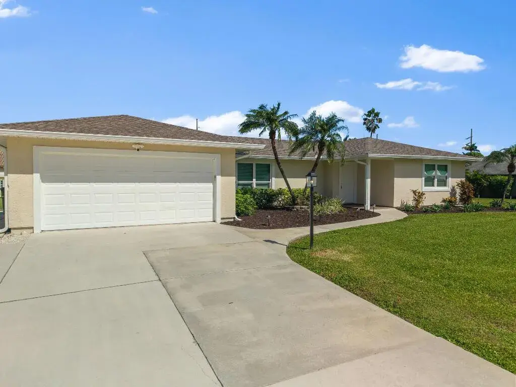 2349 SE DELANO Road, Port St. Lucie FL 34952