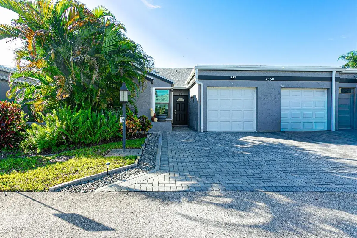 4550 Biddeford Avenue # 38, West Palm Beach FL 33417