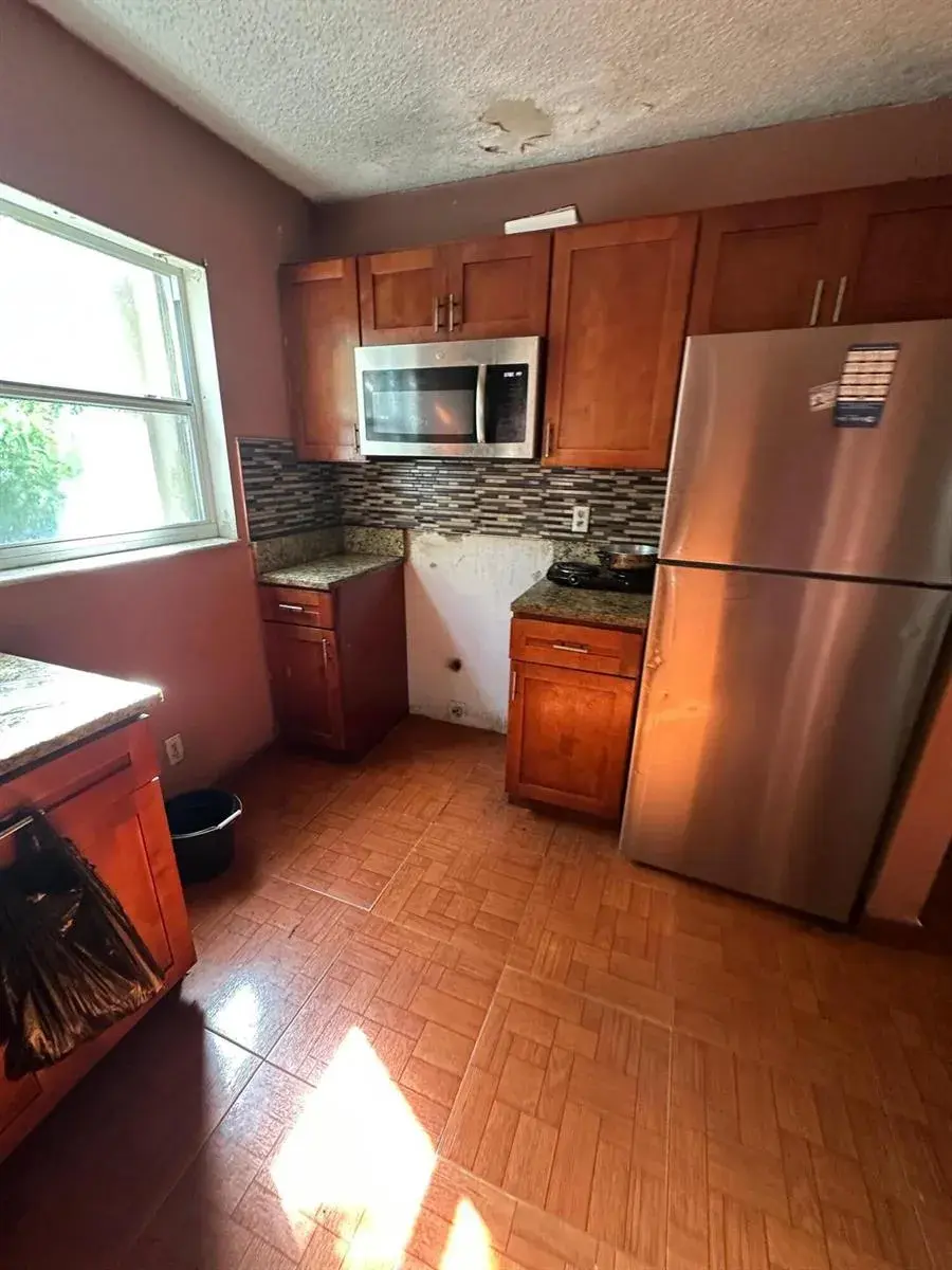 7813 KIMBERLY Boulevard, North Lauderdale FL 33068