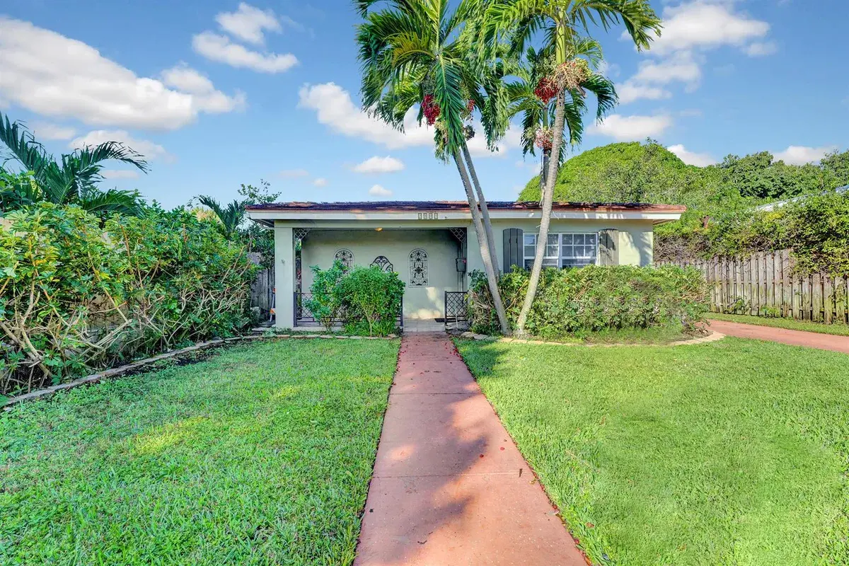 2809 Poinsettia Avenue, West Palm Beach FL 33407
