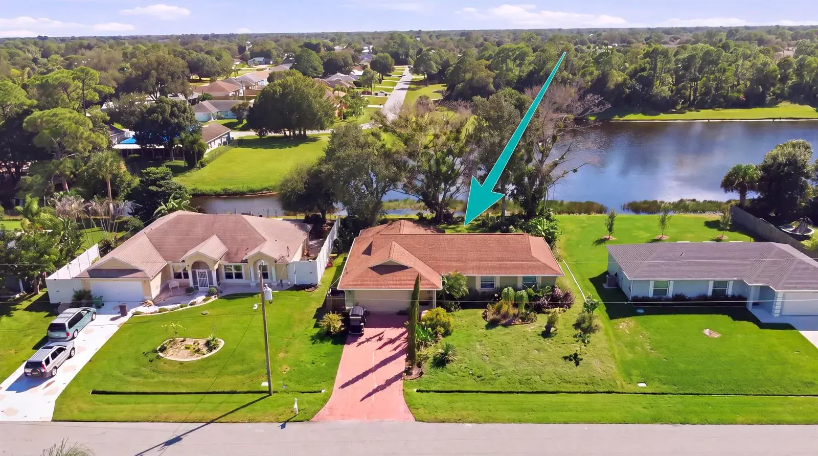 1336 SW Bellevue Avenue, Port St. Lucie FL 34953