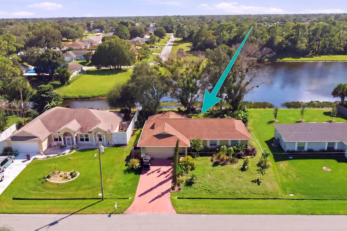 1336 SW Bellevue Avenue, Port St. Lucie FL 34953