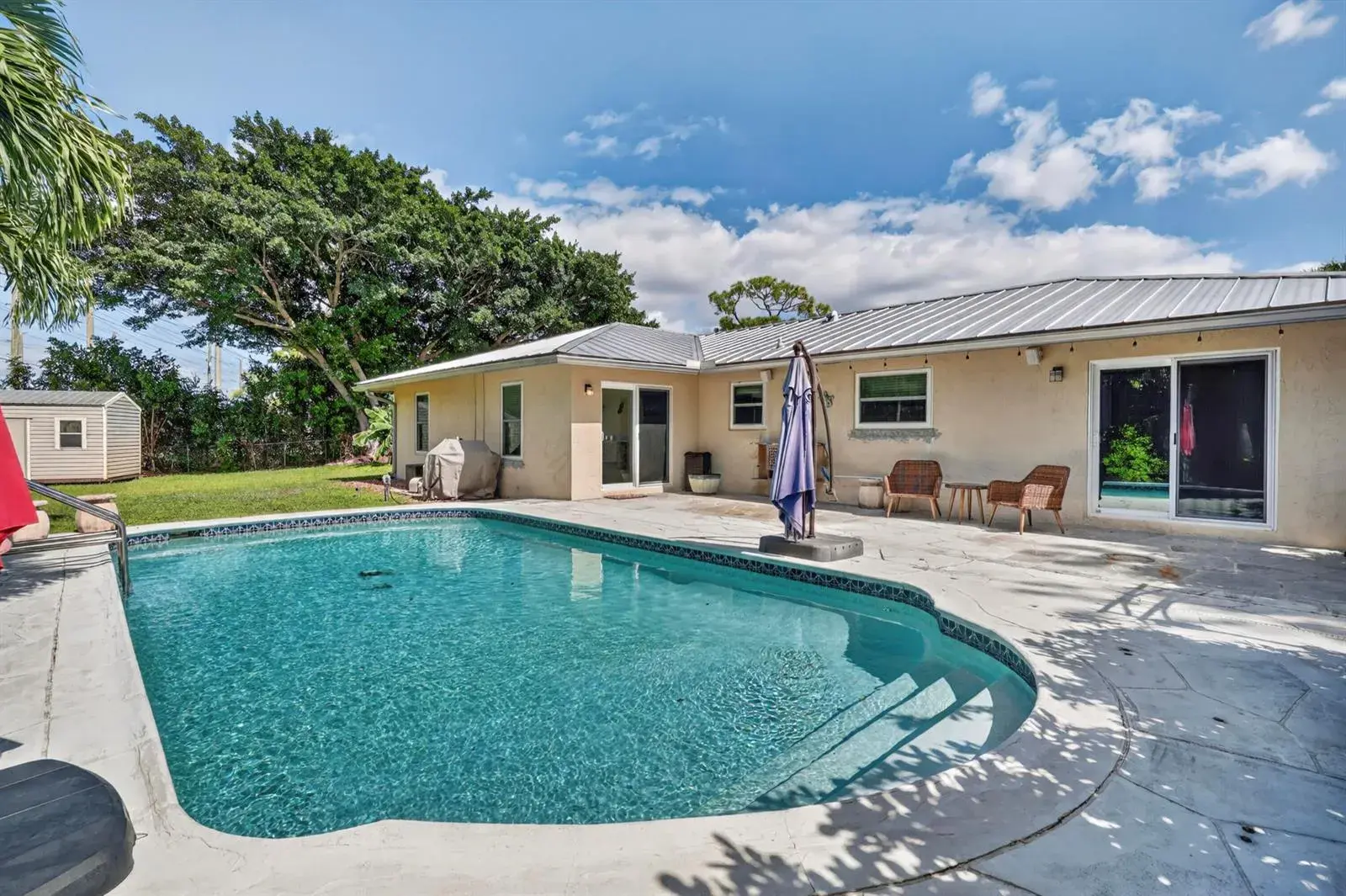 127 Raven Court, Royal Palm Beach FL 33411