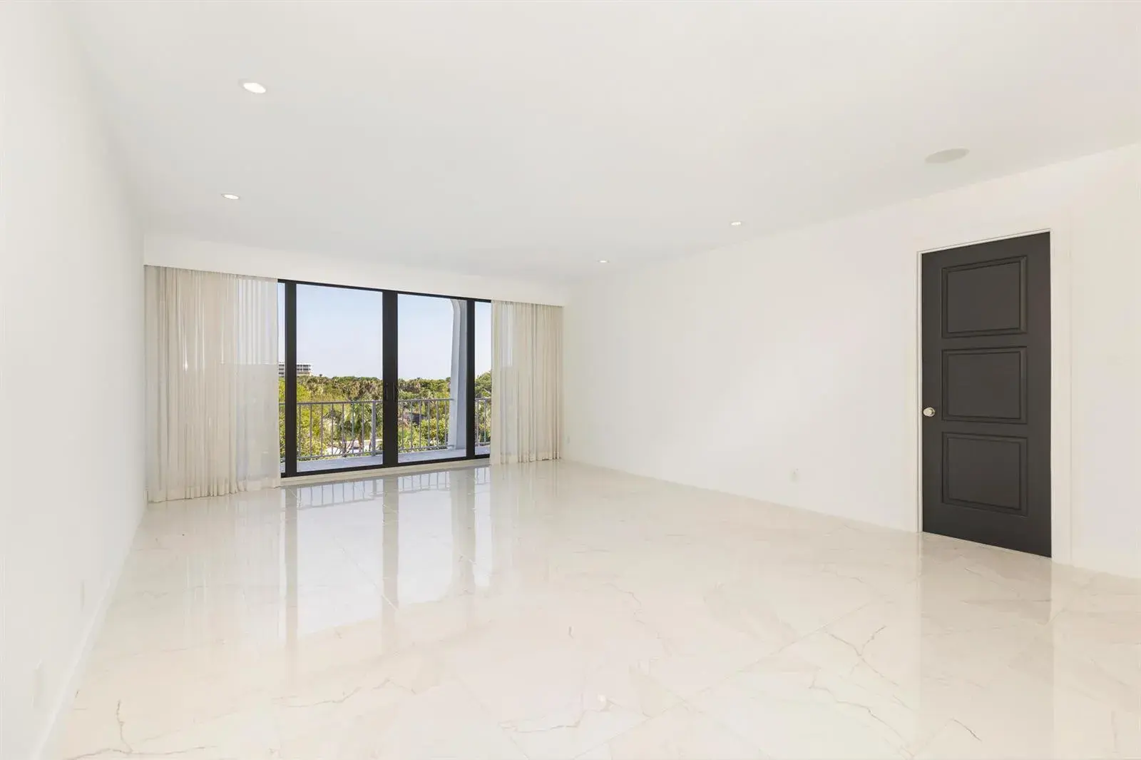 2275 S OCEAN Boulevard # 307A, Palm Beach FL 33480
