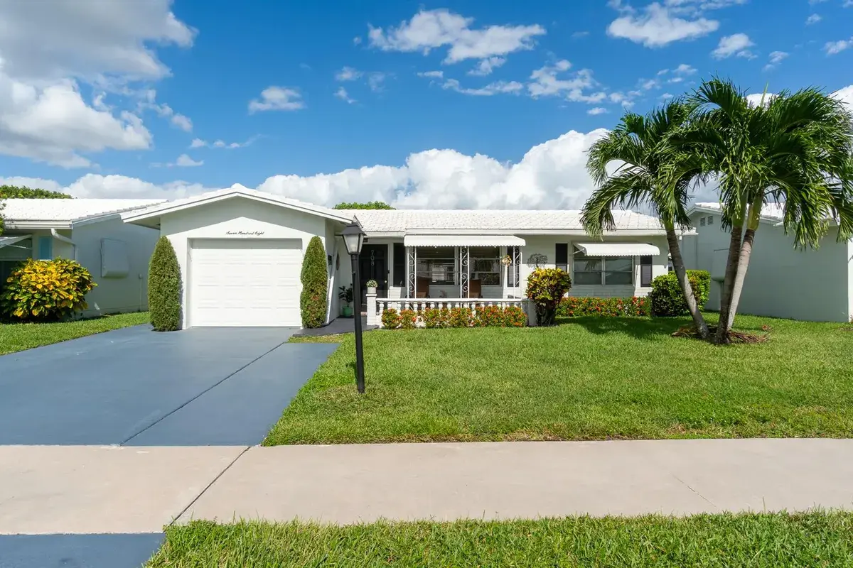 708 SW 18TH Street, Boynton Beach FL 33426