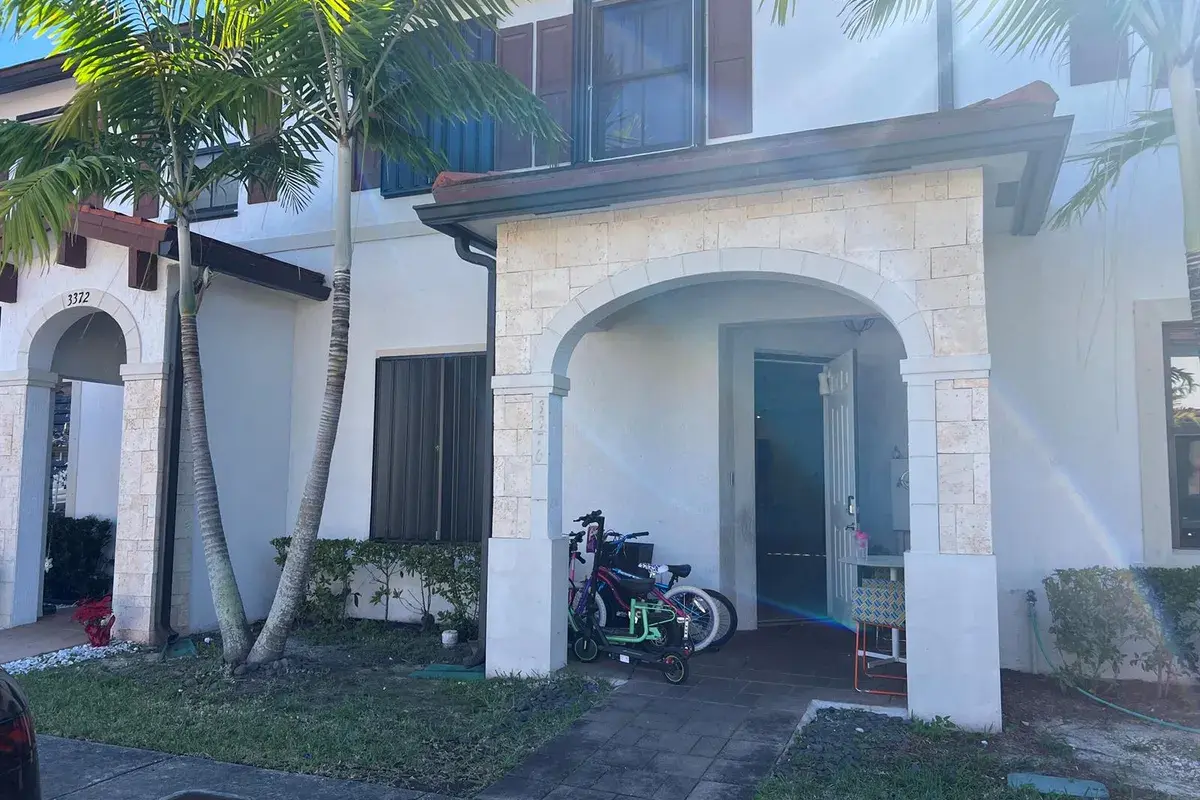 3376 W 105TH Terrace, Hialeah FL 33018