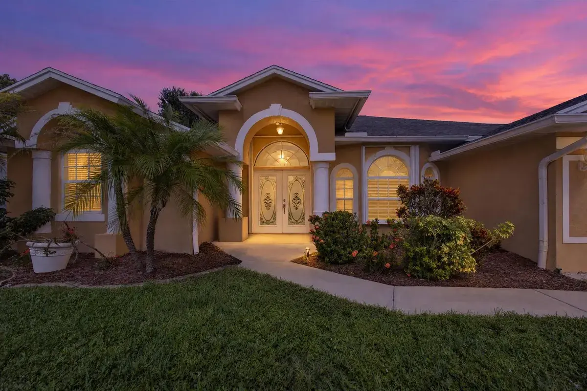 2914 SW Boxwood Circle, Port St. Lucie FL 34953