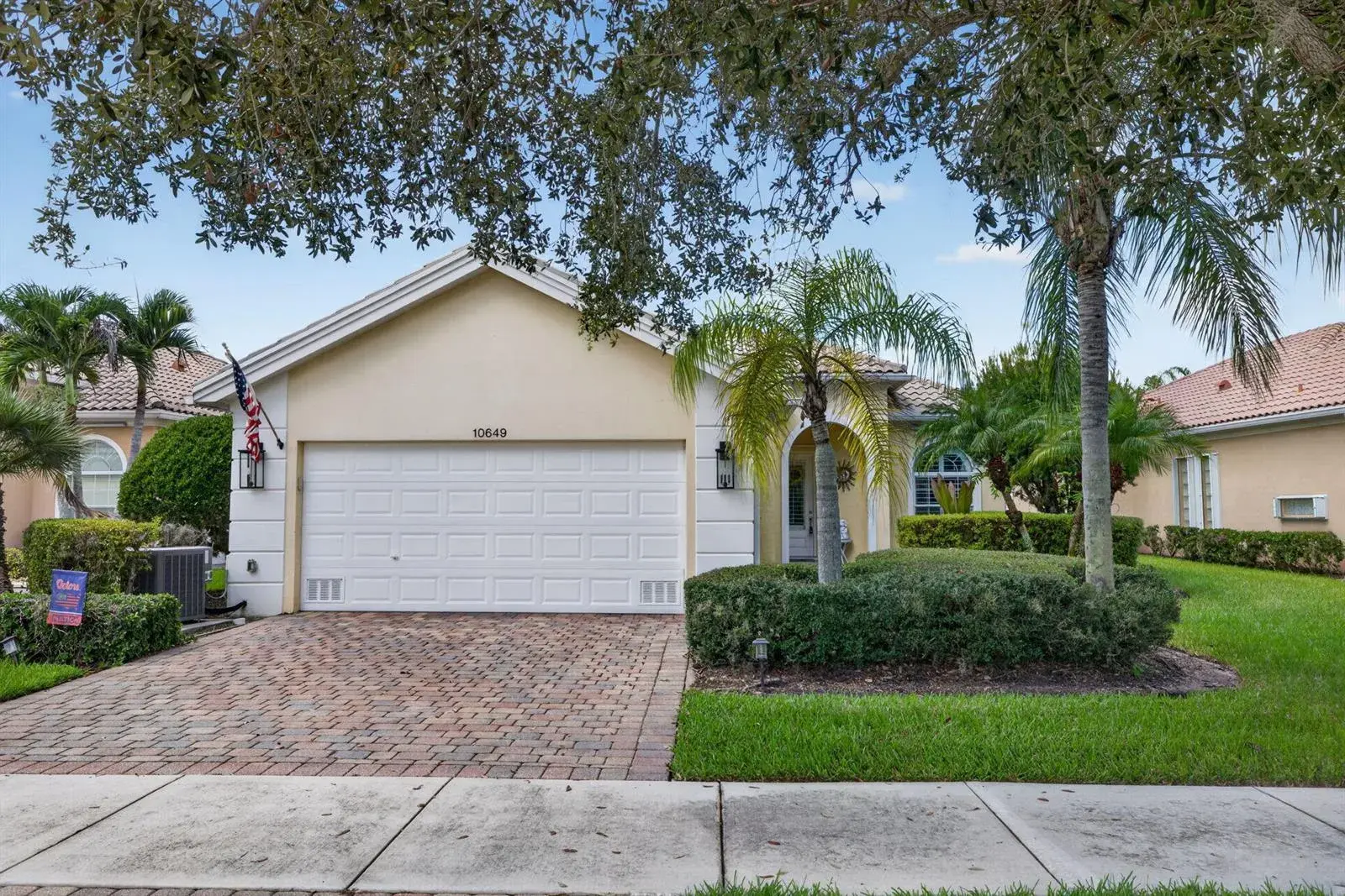 10649 SW STRATTON Drive, Port St. Lucie FL 34987