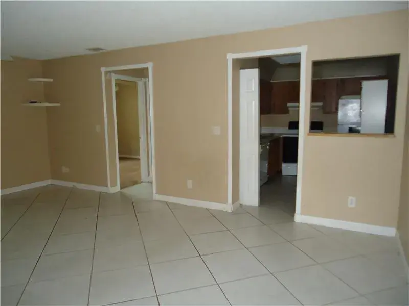 10750 ROYAL PALM Boulevard # 4, Coral Springs FL 33065