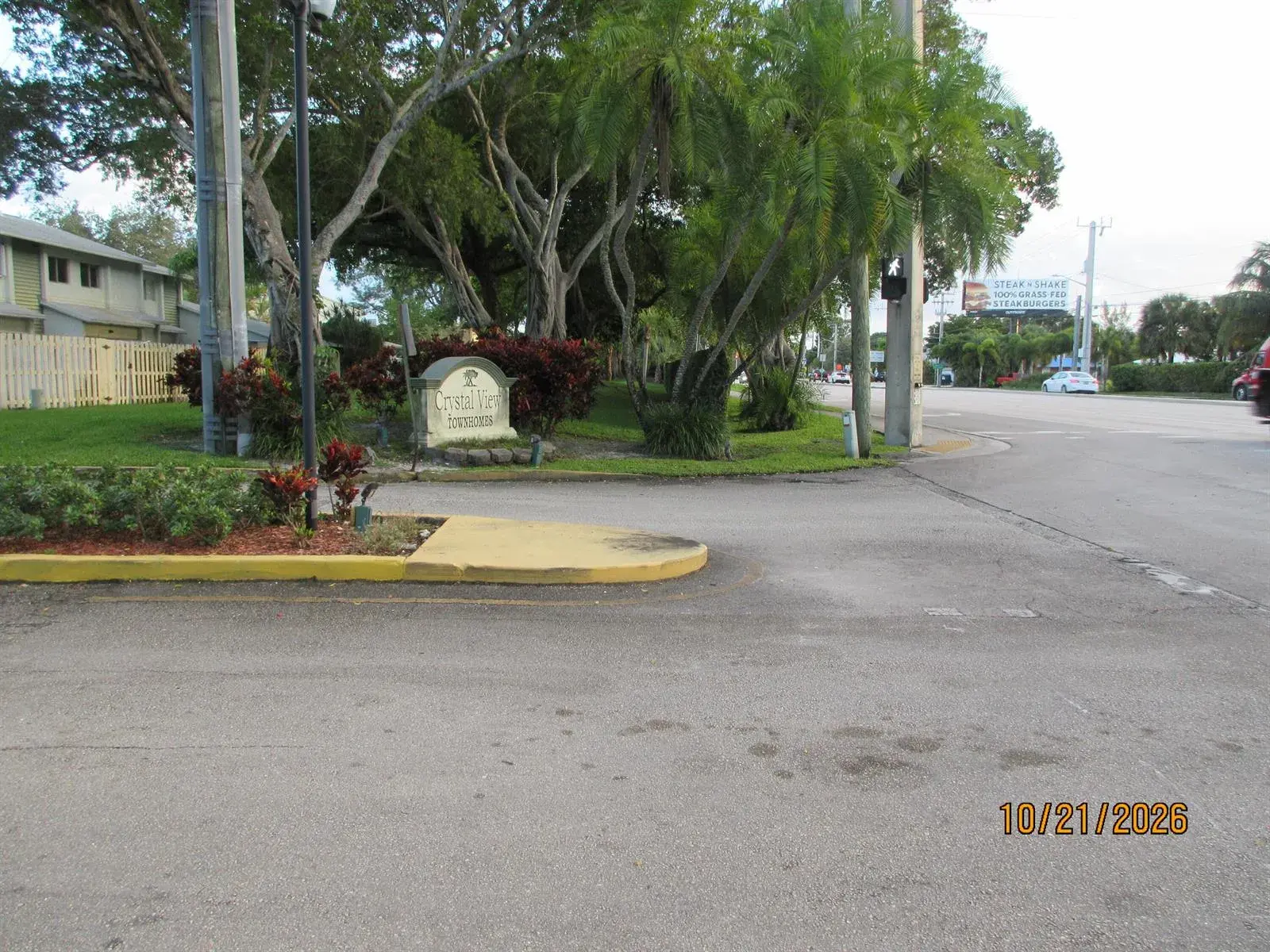 836 CRYSTAL LAKE Drive, Deerfield Beach FL 33064