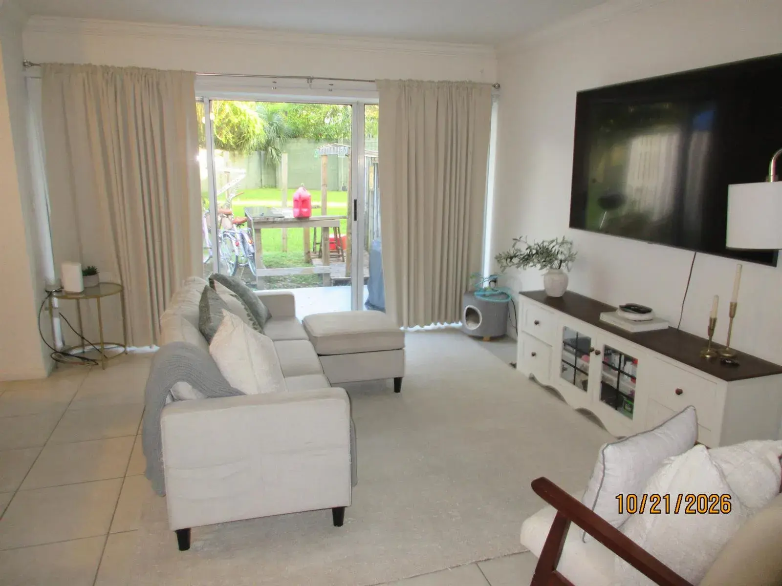 836 CRYSTAL LAKE Drive, Deerfield Beach FL 33064