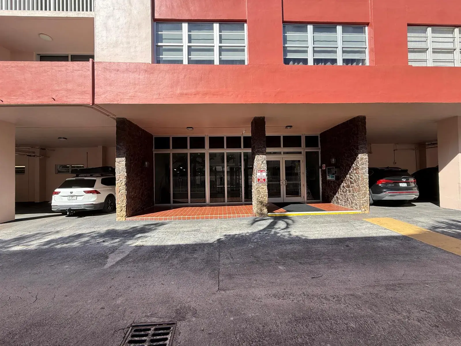 3161 S Ocean Drive # 1502, Hallandale Beach FL 33009