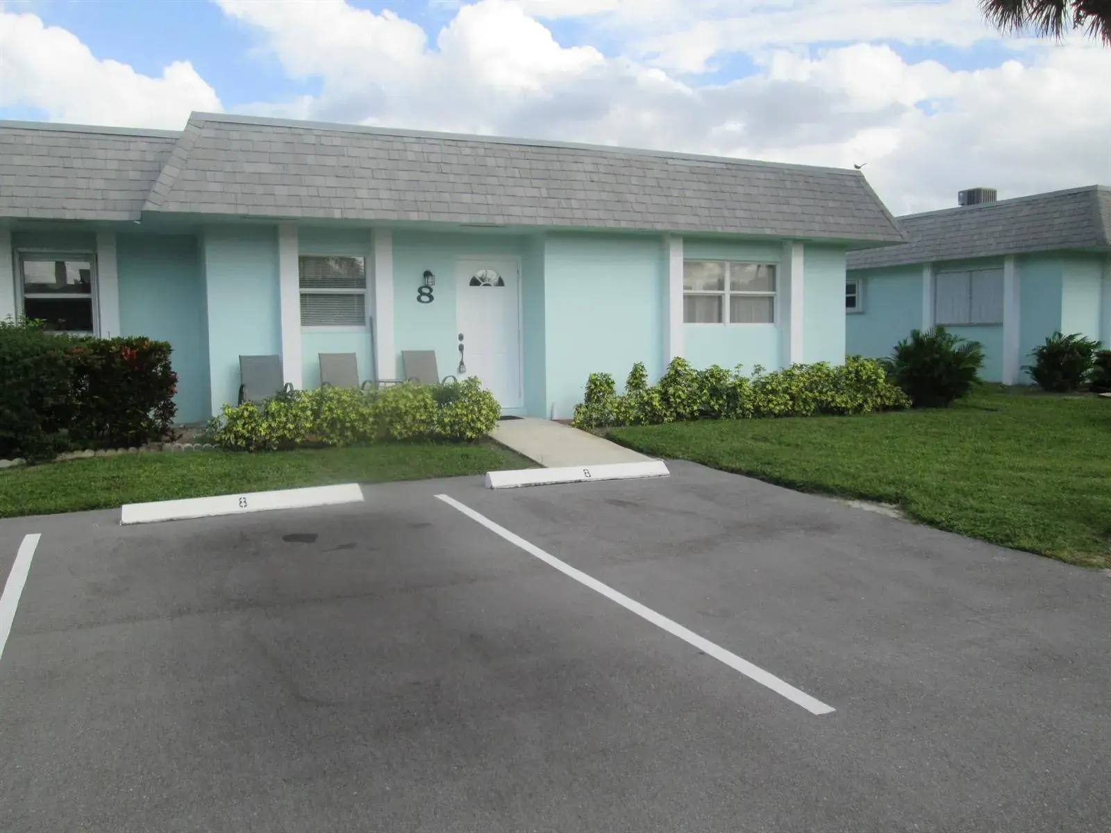 2638 GATELY E # 8, West Palm Beach FL 33415