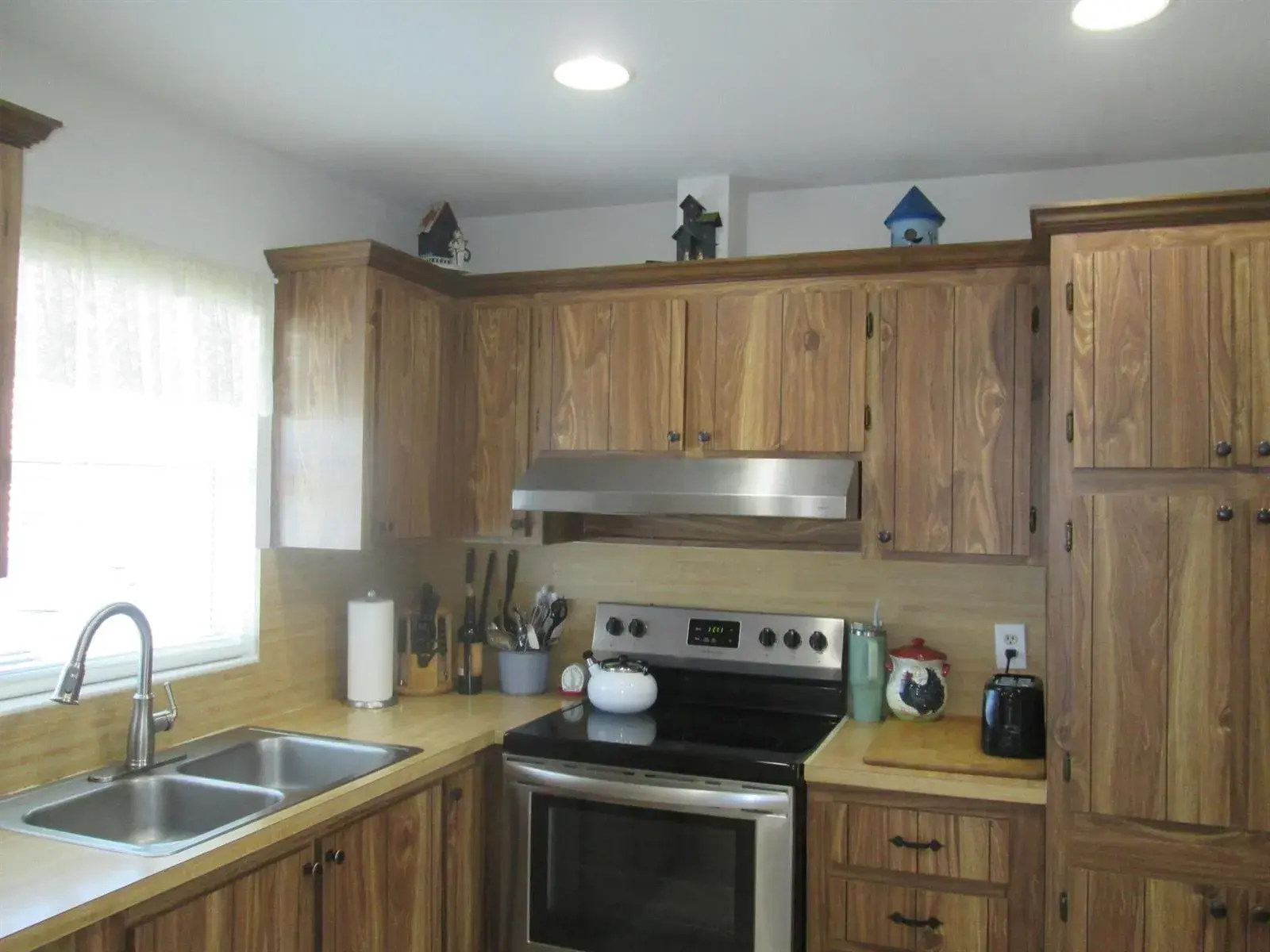 2638 GATELY E # 8, West Palm Beach FL 33415