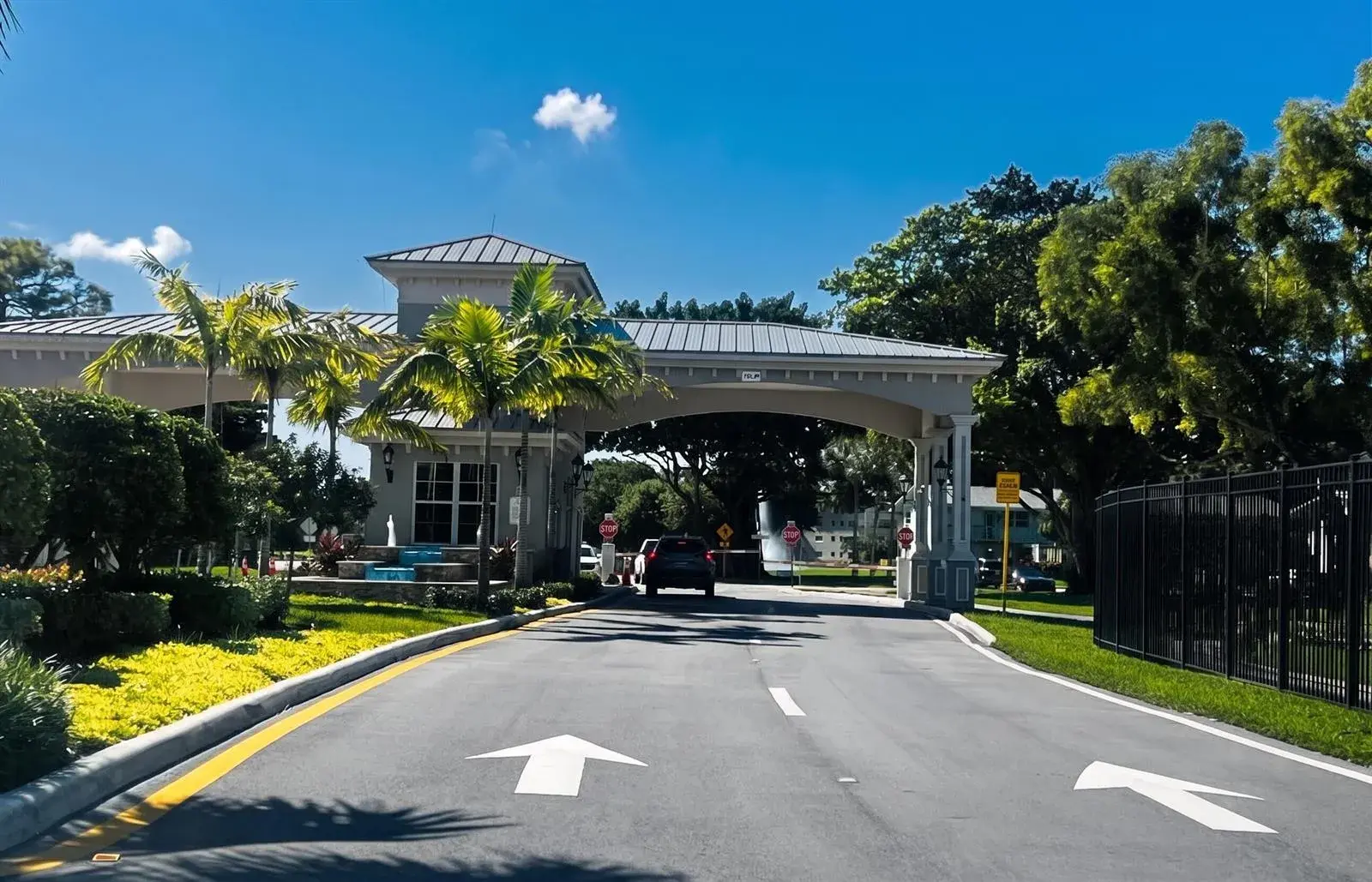270 NEWPORT R Drive # R, Deerfield Beach FL 33442