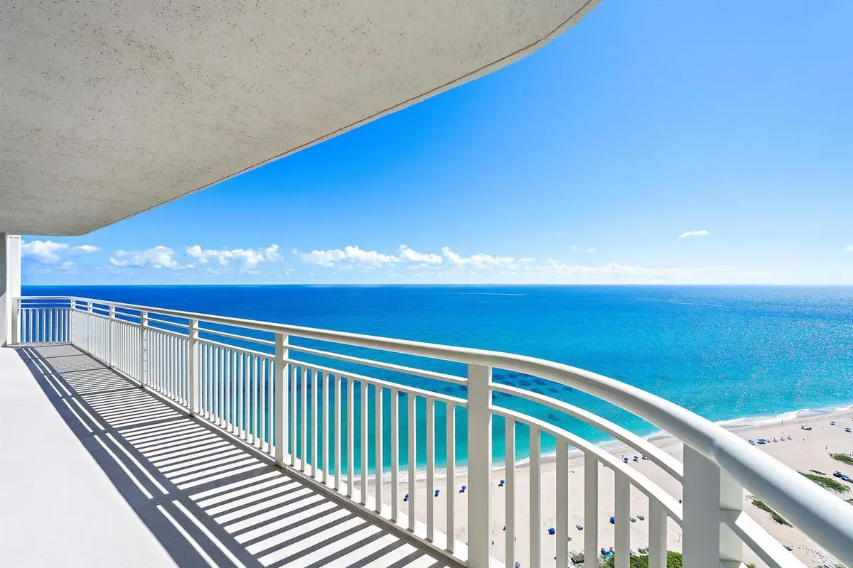 3000 N Ocean Drive # 38C, Singer Island FL 33404