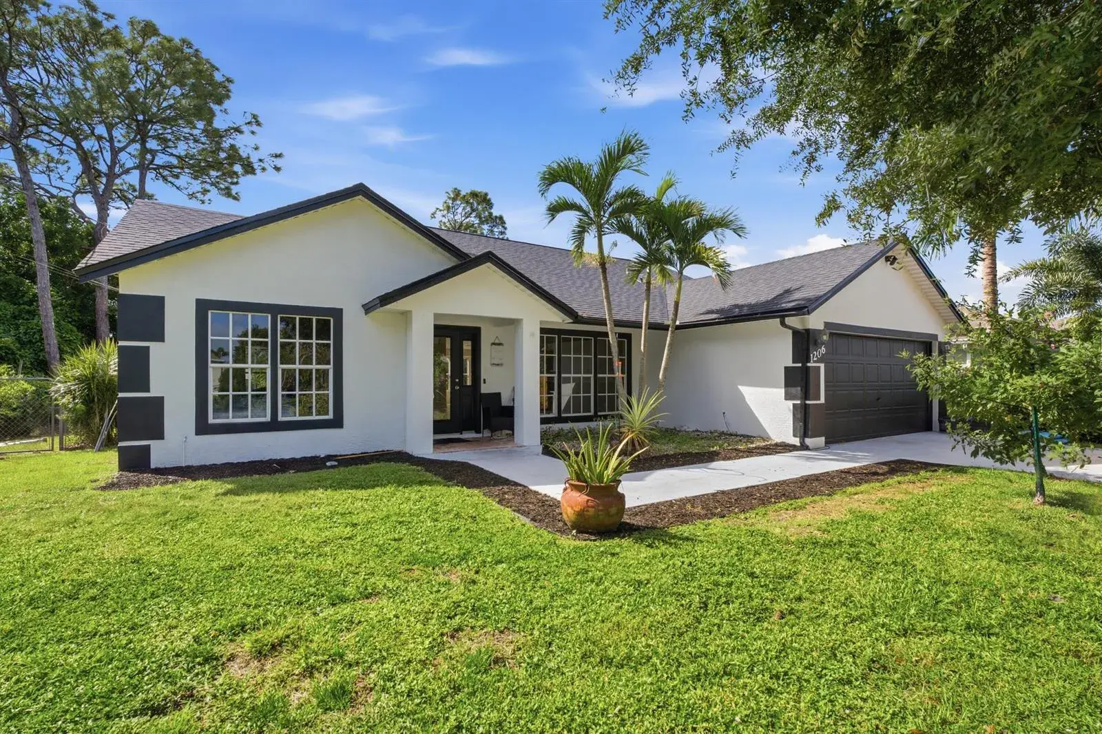 1206 SW Emerald Avenue, Port St. Lucie FL 34953