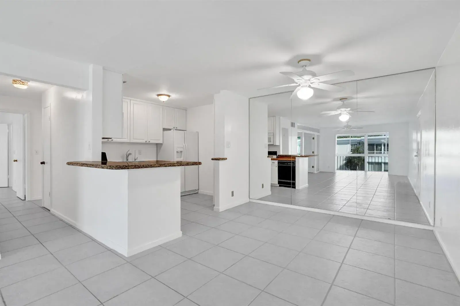 6469 BAY CLUB Drive # 3, Fort Lauderdale FL 33308