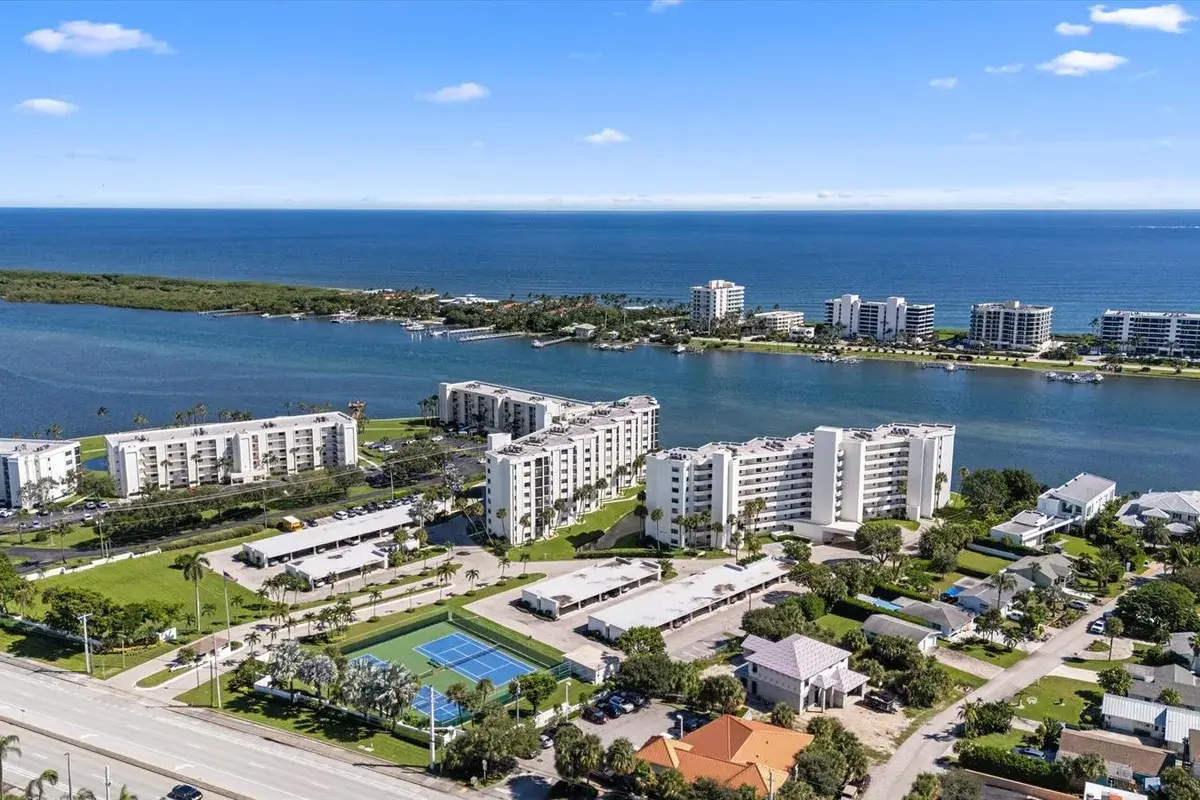 19800 Sandpointe Bay Drive # 807, Tequesta FL 33469