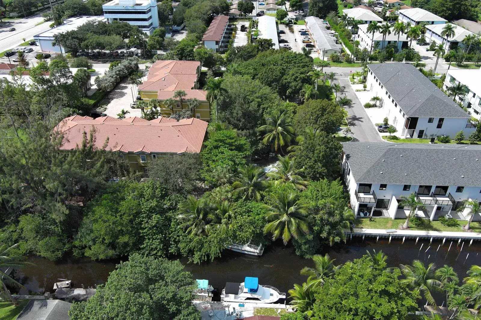4696 SW 32ND Avenue, Dania Beach FL 33312