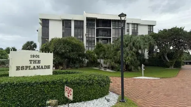 1901 S Ocean # 301, Boca Raton FL 33432