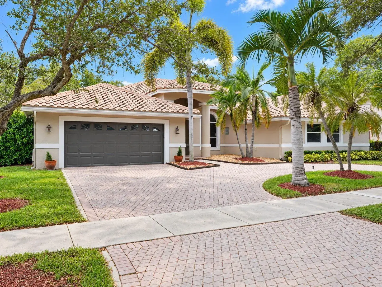 1776 Eagle Trace Boulevard W, Coral Springs FL 33071