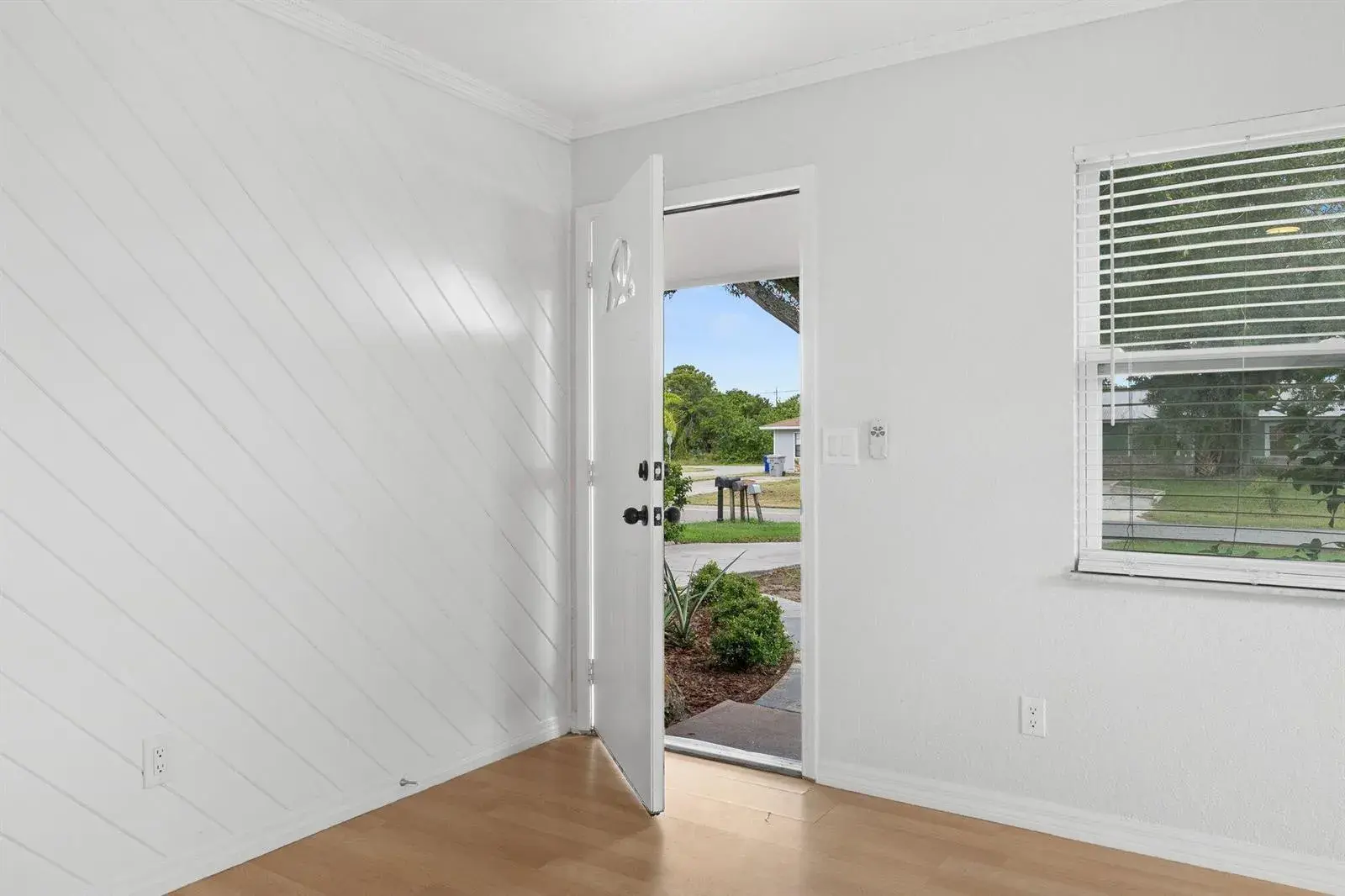 365 16TH Street SW, Vero Beach FL 32962