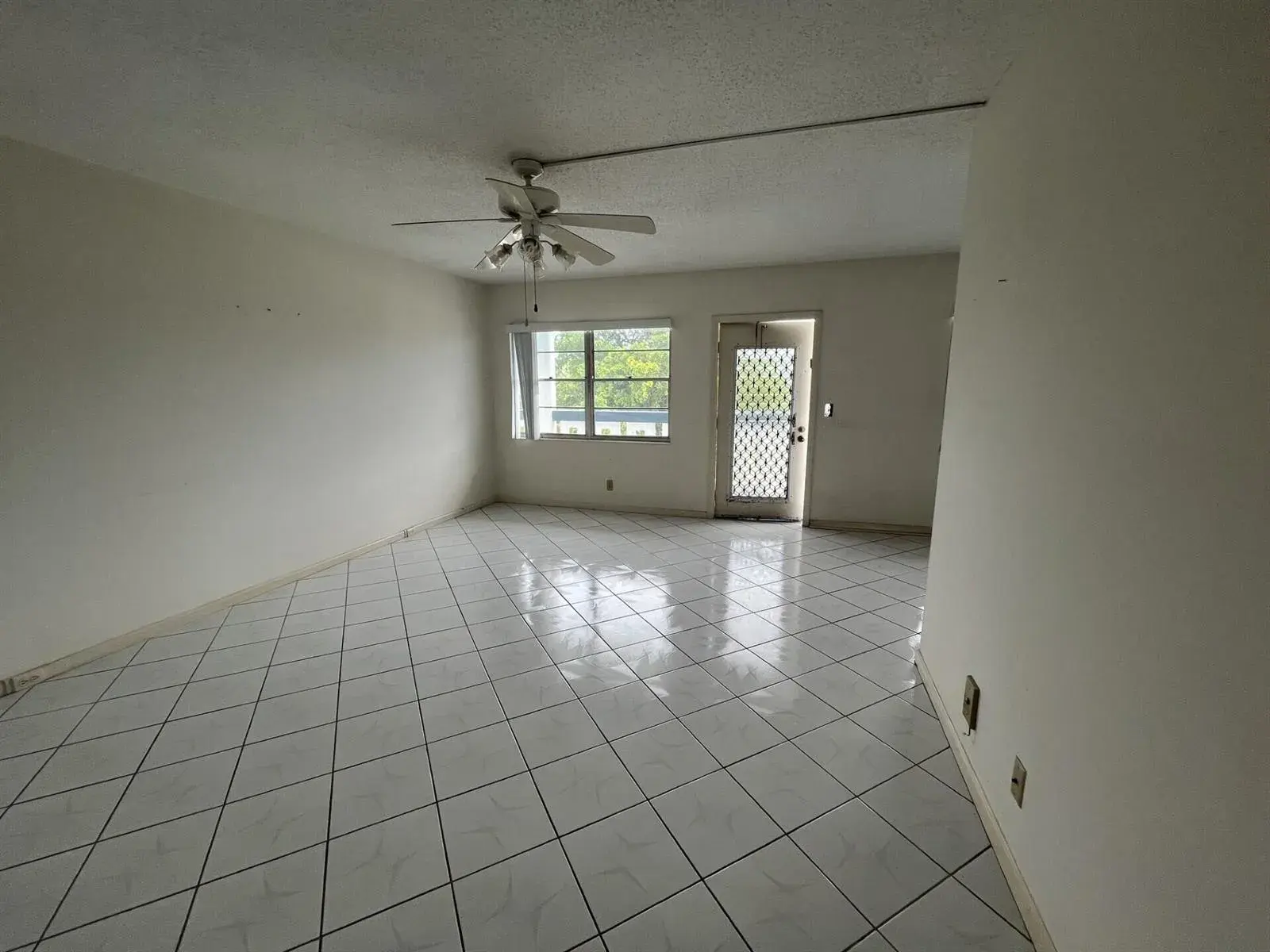 4006 FARNHAM N # 4006, Deerfield Beach FL 33442