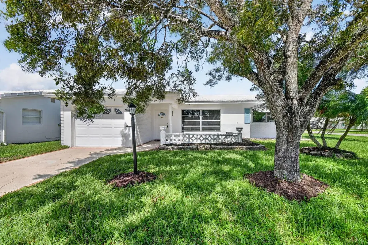 1001 SIESTA Avenue, Boynton Beach FL 33426