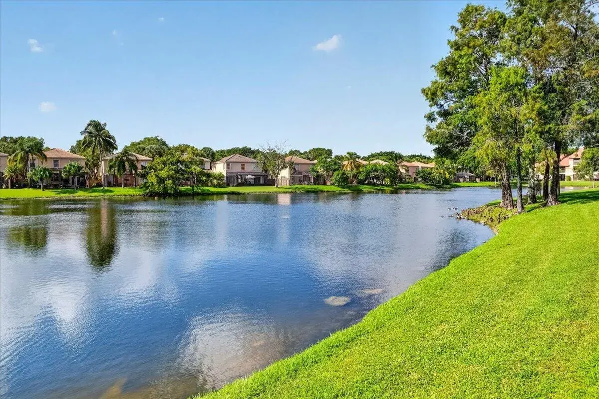 10690 NW 14th Street # 130, Plantation FL 33322