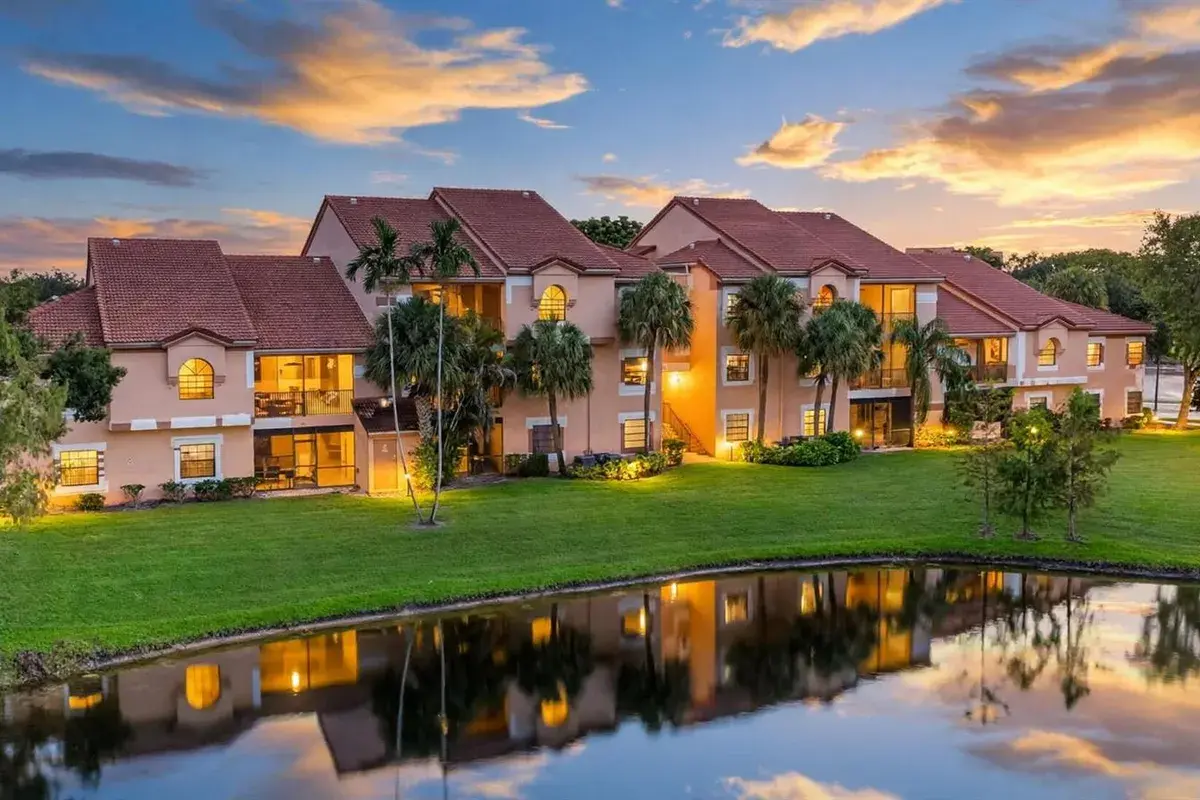 10690 NW 14th Street # 130, Plantation FL 33322