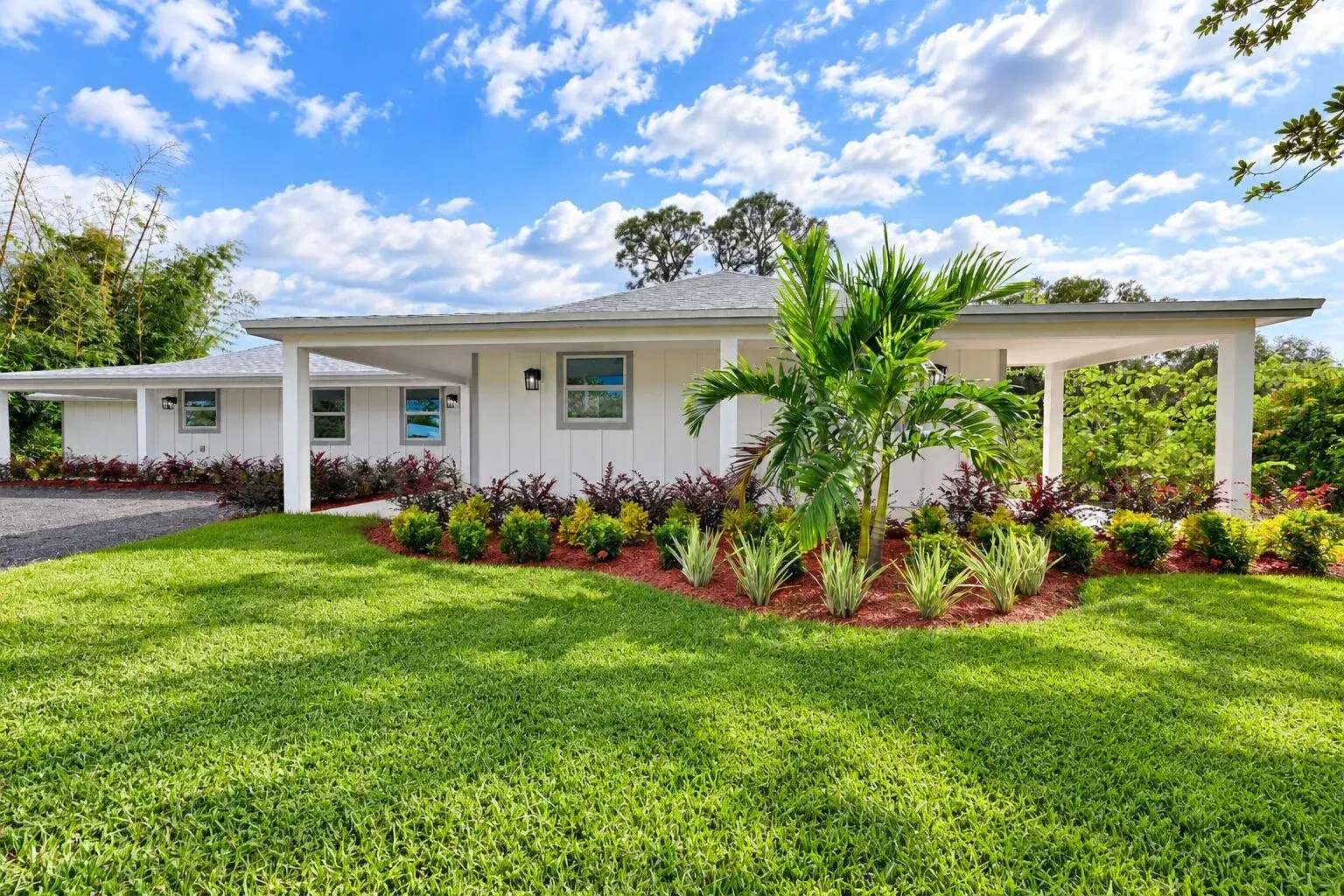 8721 HIDDEN PINES Road, Fort Pierce FL 34945