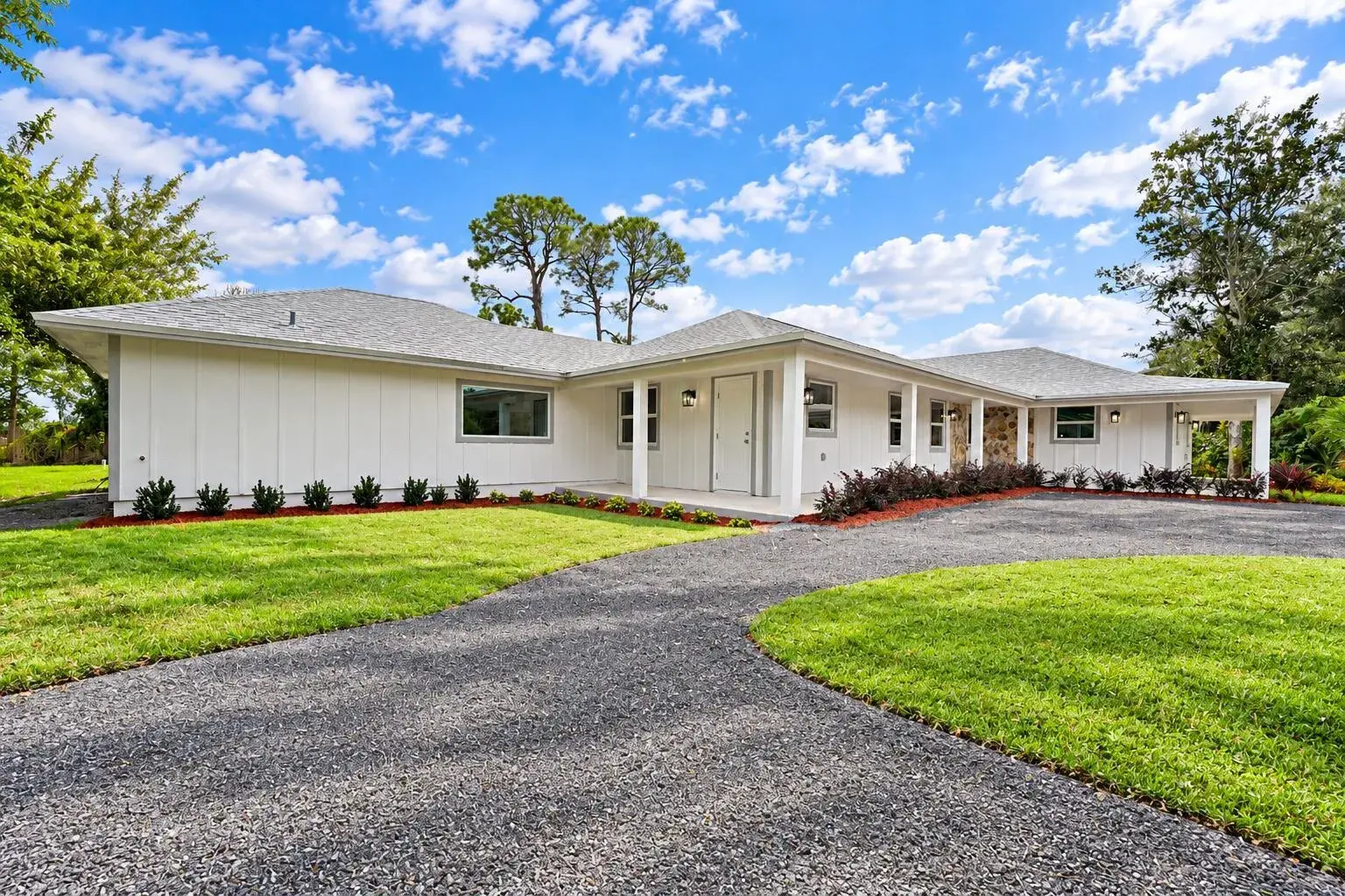 8721 HIDDEN PINES Road, Fort Pierce FL 34945