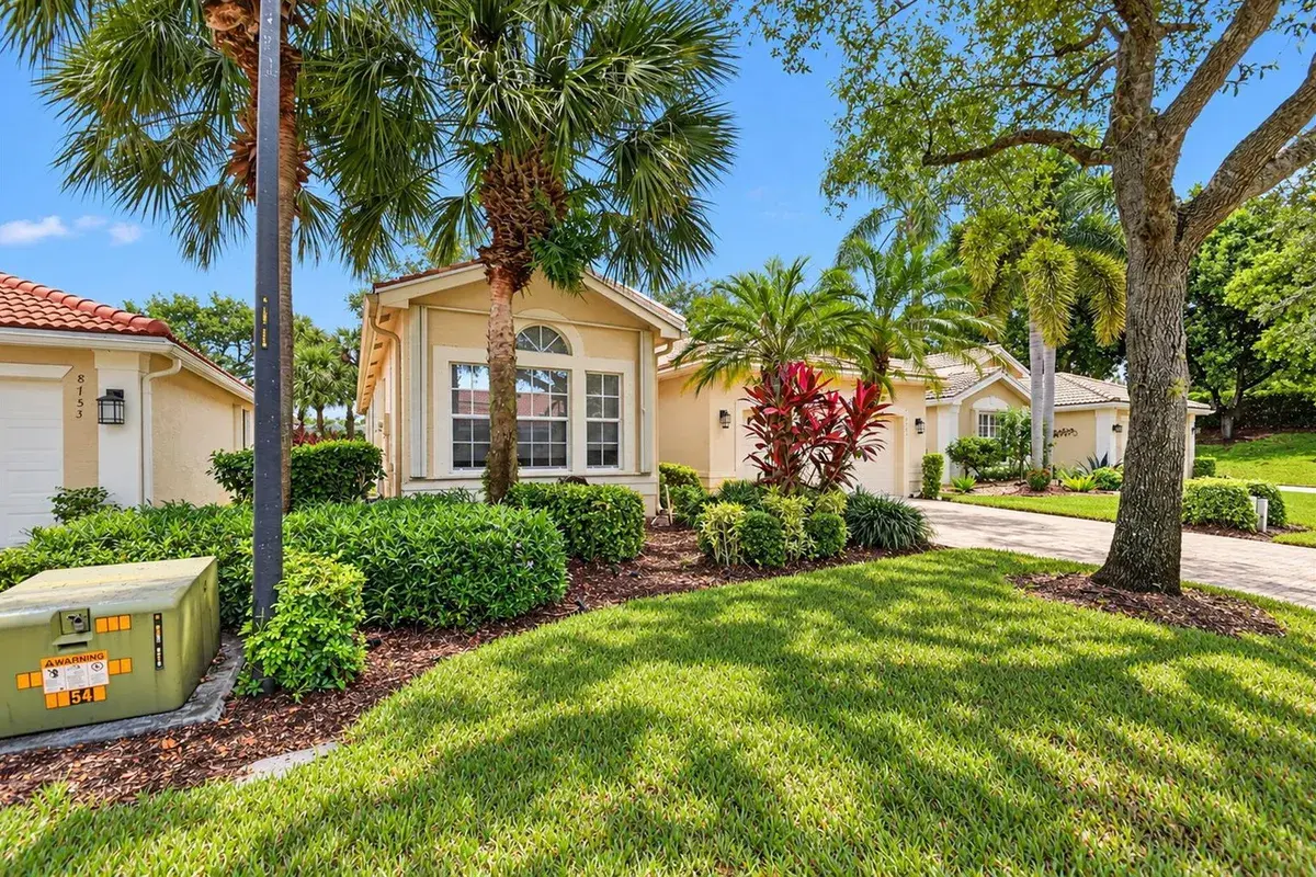 8749 Arbor Walk Drive, Lake Worth FL 33467