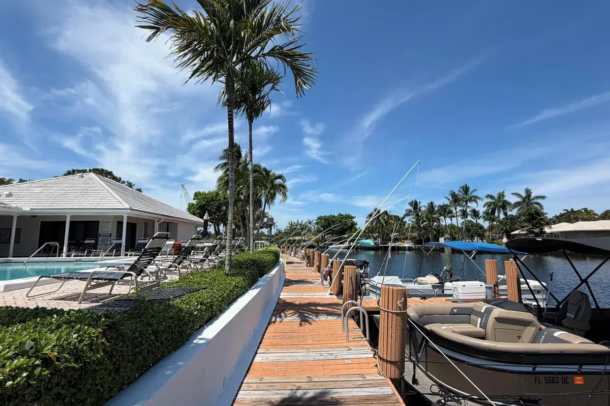150 CYPRESS CLUB Drive # 533, Pompano Beach FL 33060