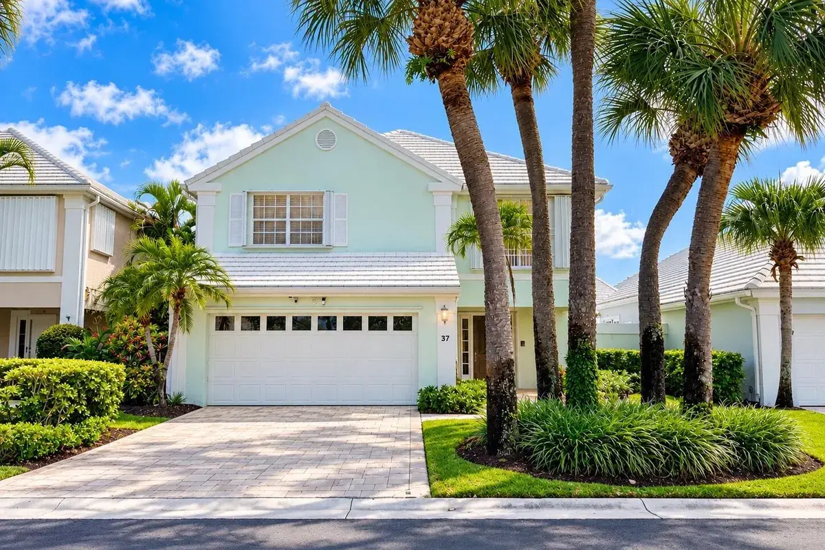 37 Dorchester Circle, Palm Beach Gardens FL 33418