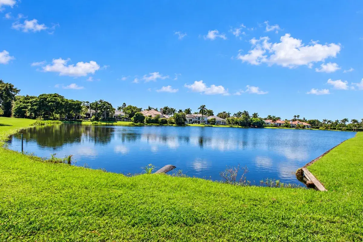 3528 NW CLUBSIDE Circle, Boca Raton FL 33496
