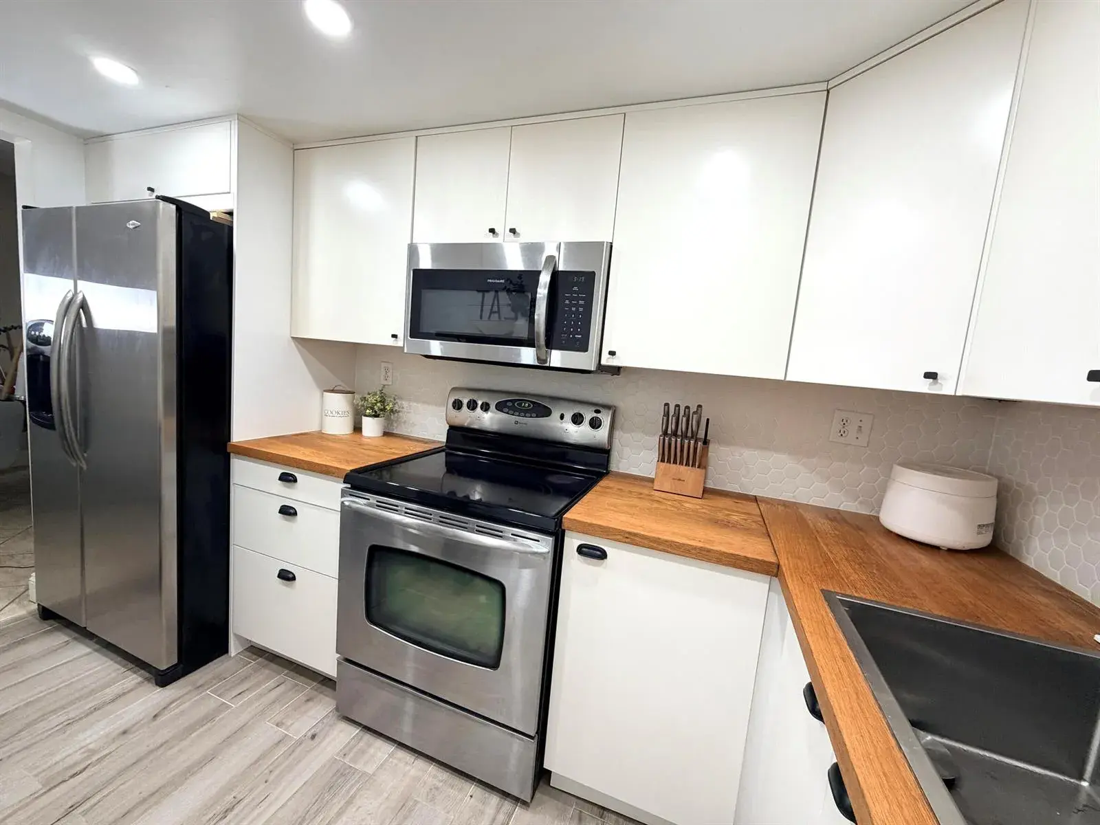 3700 N PINE ISLAND Road # 210, Sunrise FL 33351