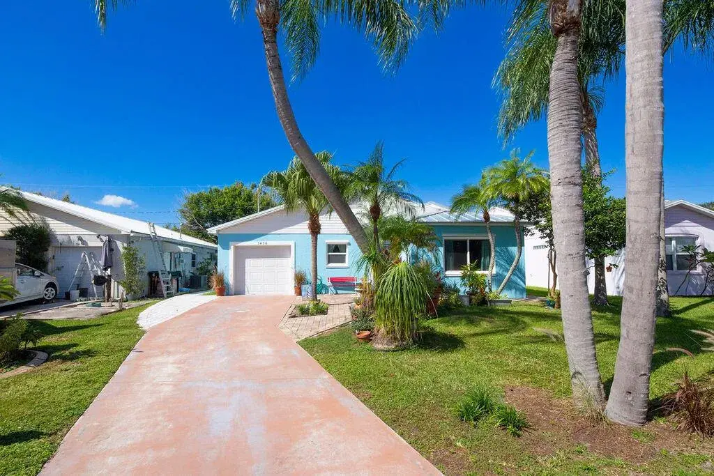 5638 SE MITZI Lane, Stuart FL 34997