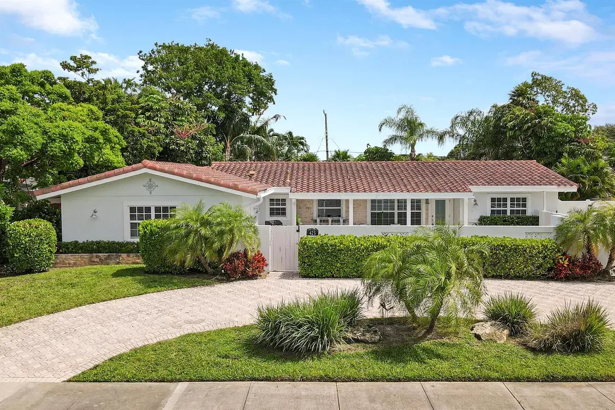 425 Marlin Road, North Palm Beach FL 33408