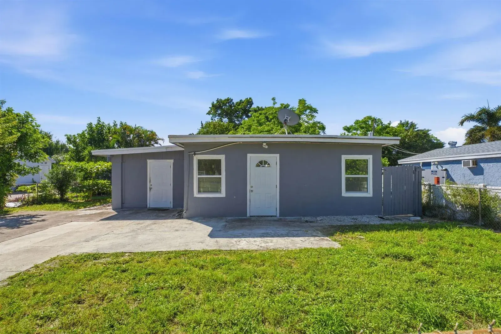 1064 HIGHVIEW Road, Lake Worth FL 33462