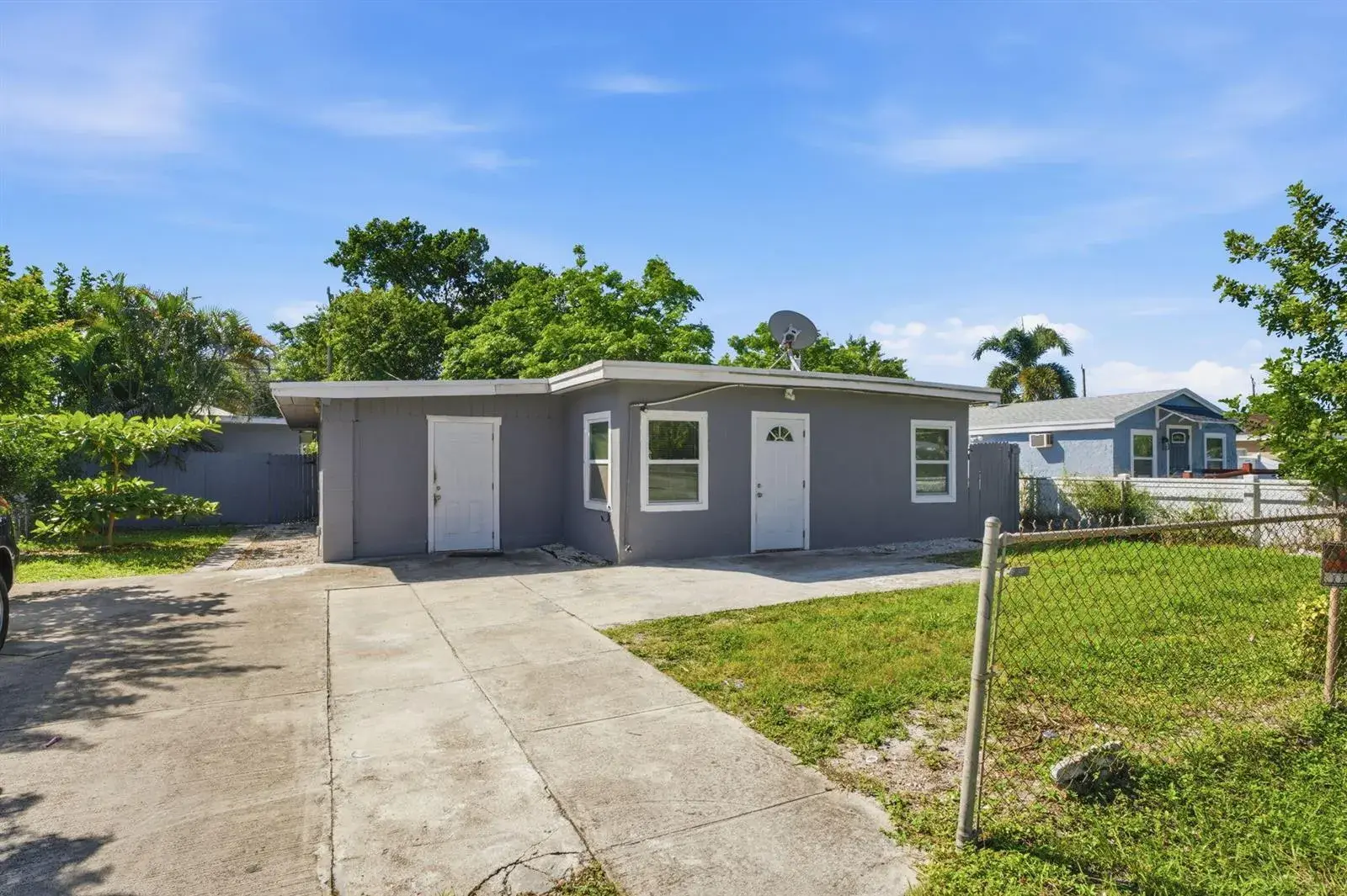 1064 HIGHVIEW Road, Lake Worth FL 33462