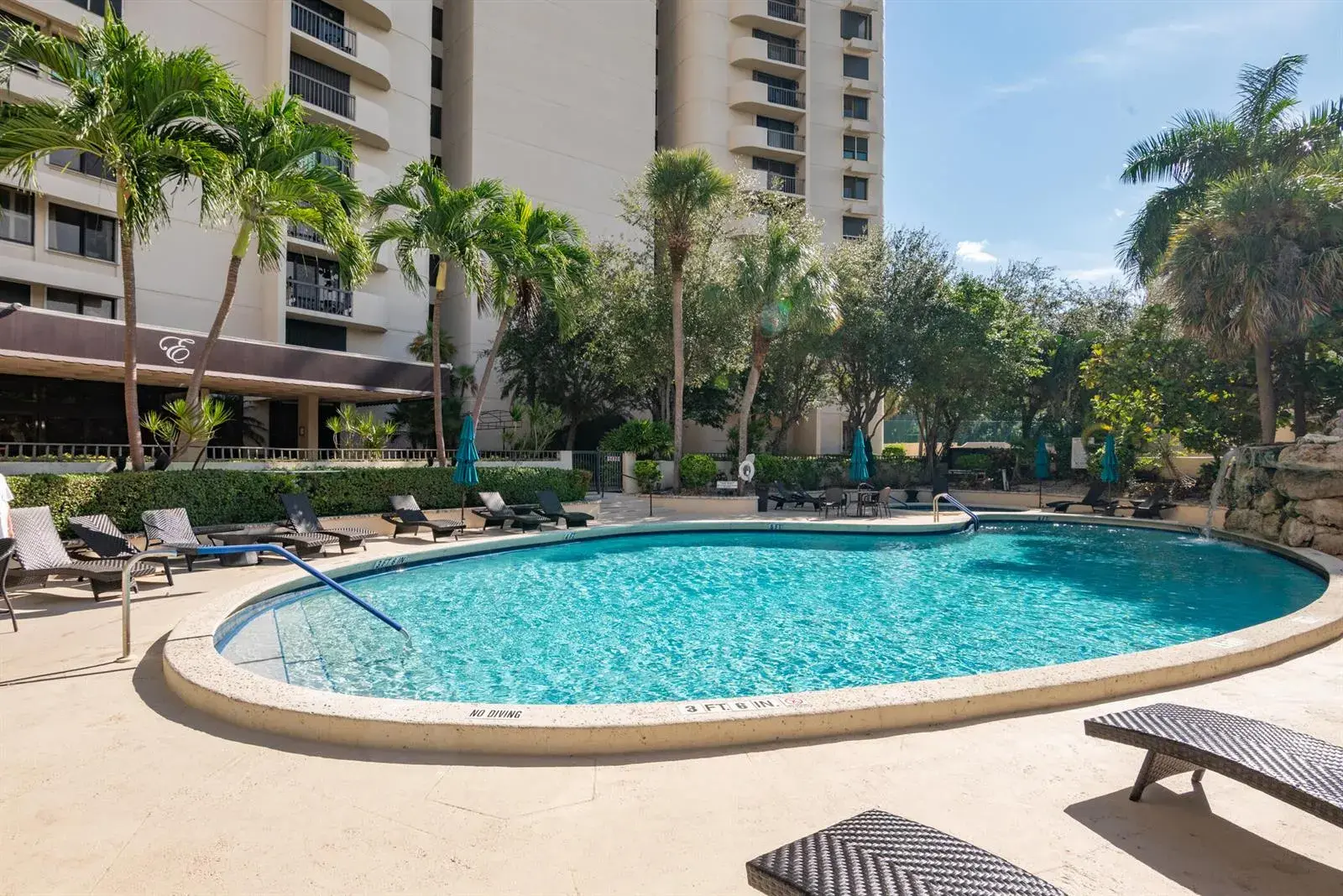 2480 PRESIDENTIAL Way # 1103, West Palm Beach FL 33401
