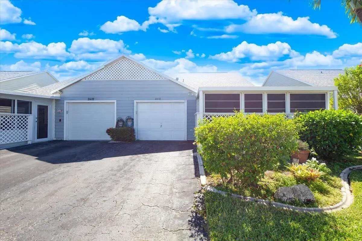 2610 SE Tropical E Circle, Port St. Lucie FL 34952