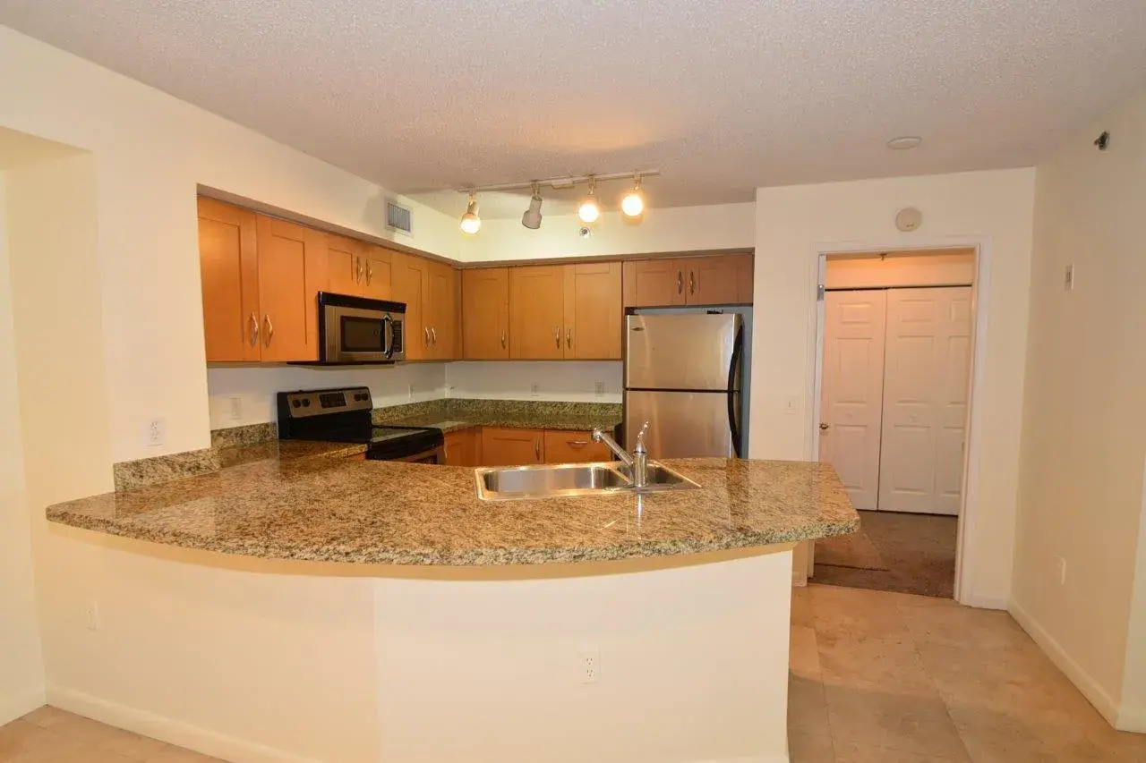 3237 CLINT MOORE Road # 104, Boca Raton FL 33496