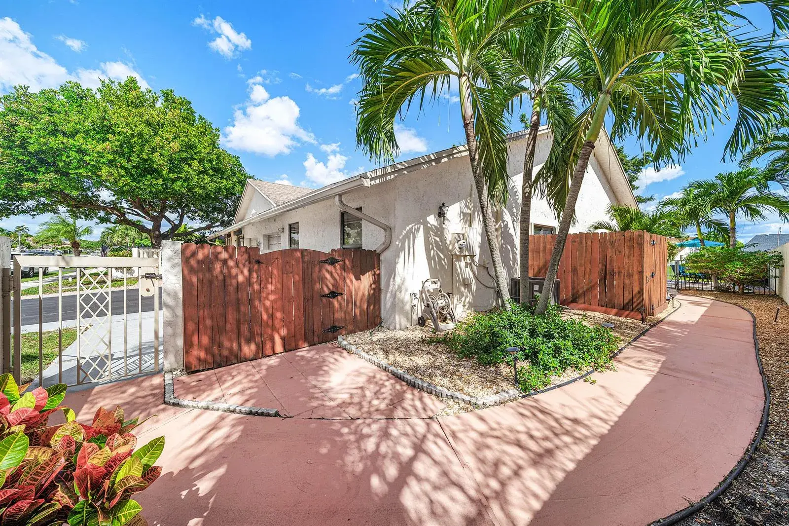 503 SW 29TH Avenue, Delray Beach FL 33445