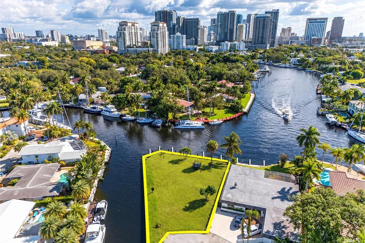 522 SW 9TH Terrace, Fort Lauderdale FL 33312
