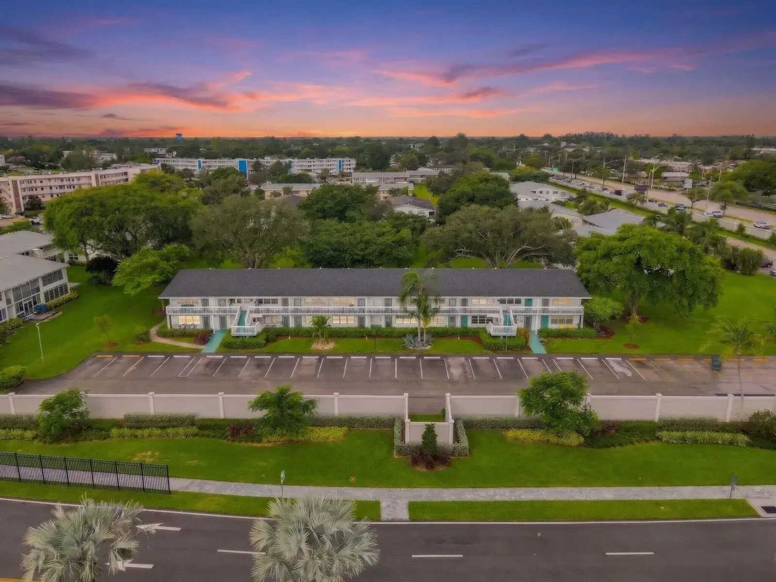 16 WESTBURY A Circle # 16, Deerfield Beach FL 33442