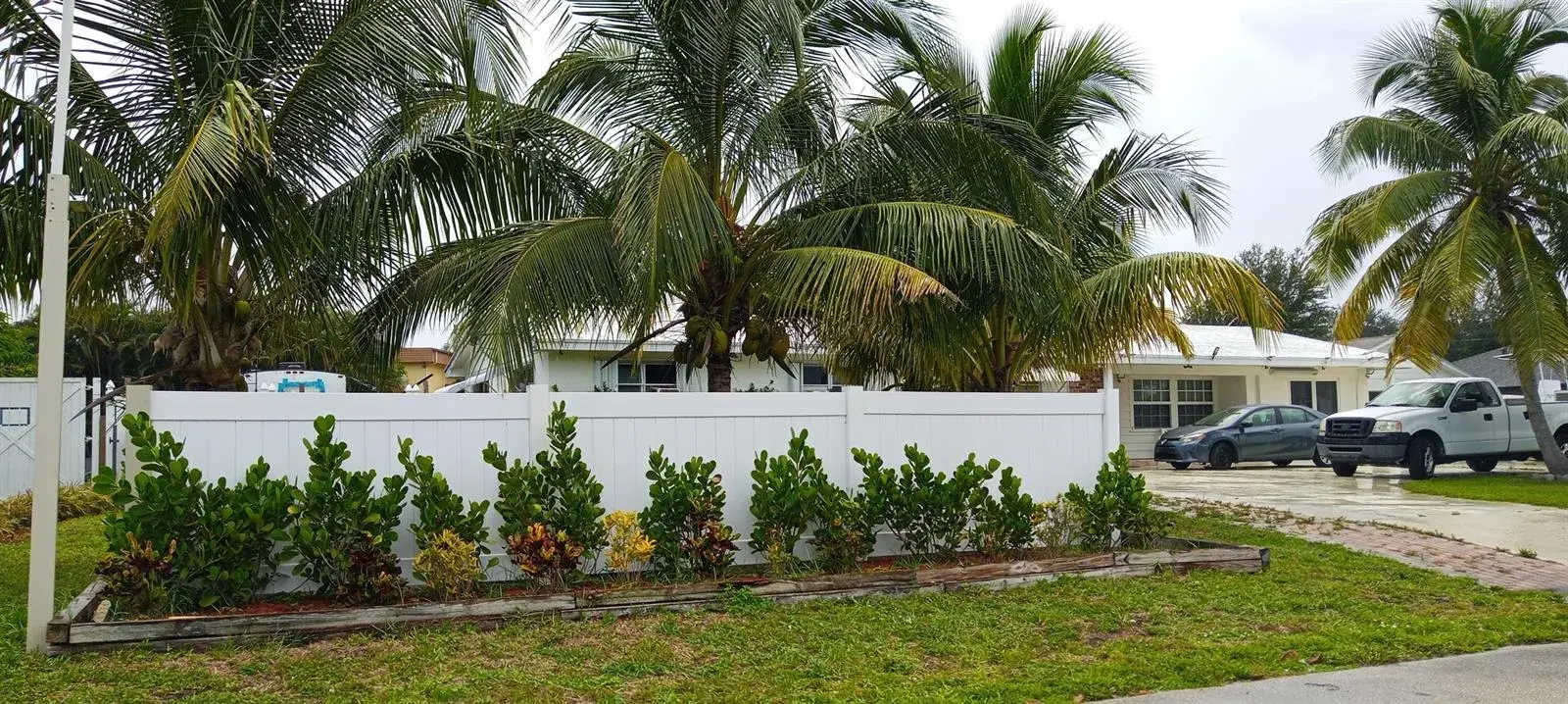 1975 Palm Acres Drive, Palm Springs FL 33406